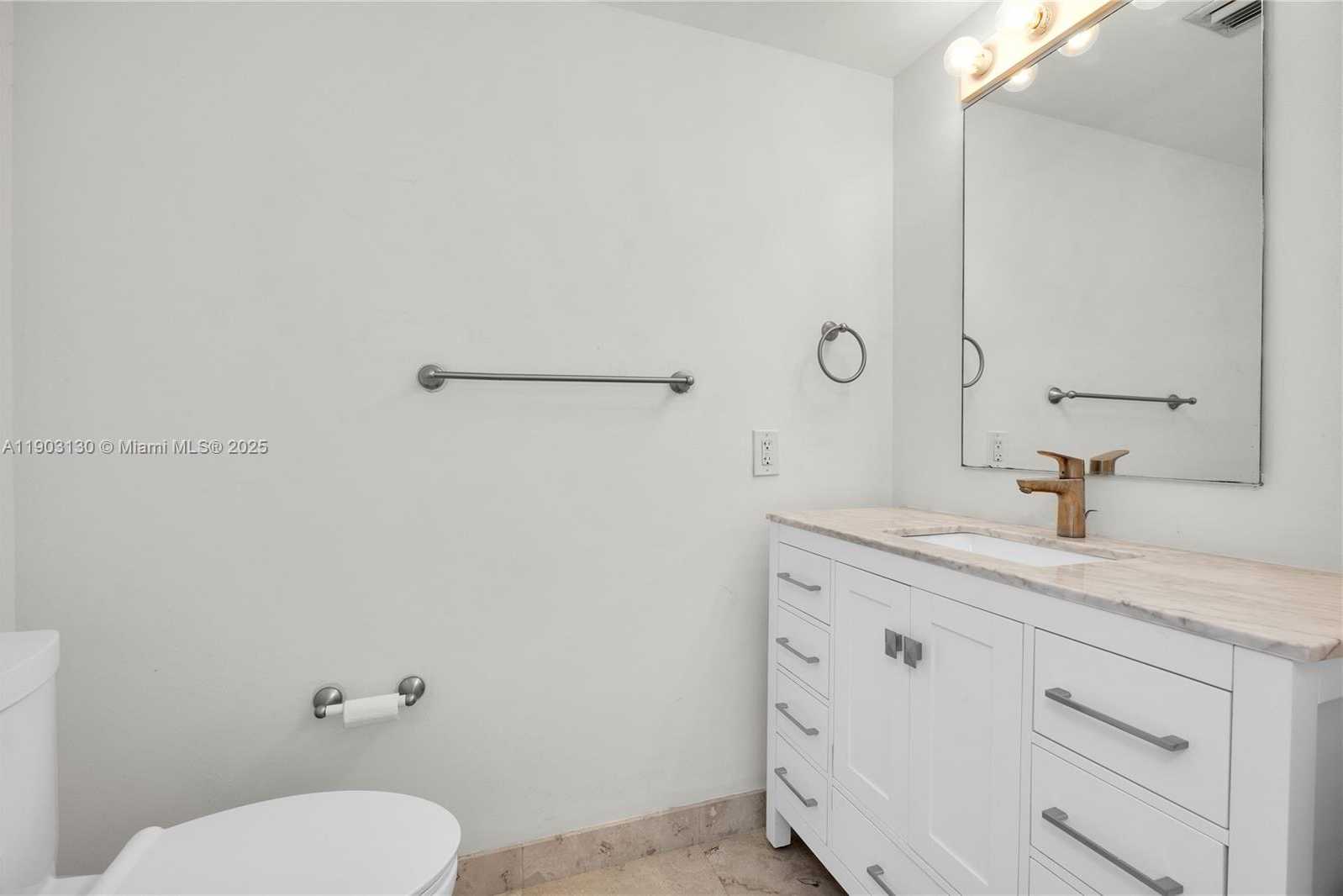 Small Image of 41 SOUTH EAST 5TH ST #1515, Miami Number 7