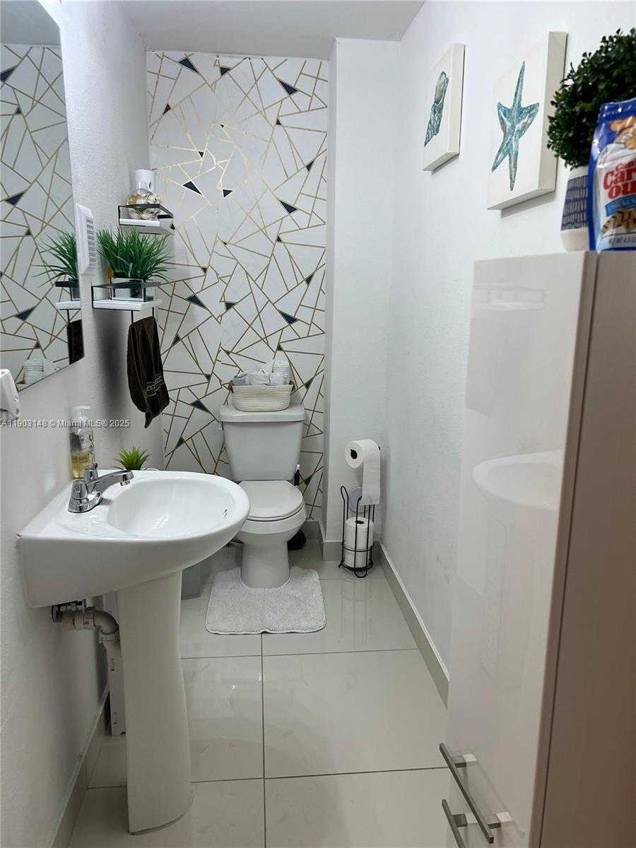 Imagen de Pequeño Objeto