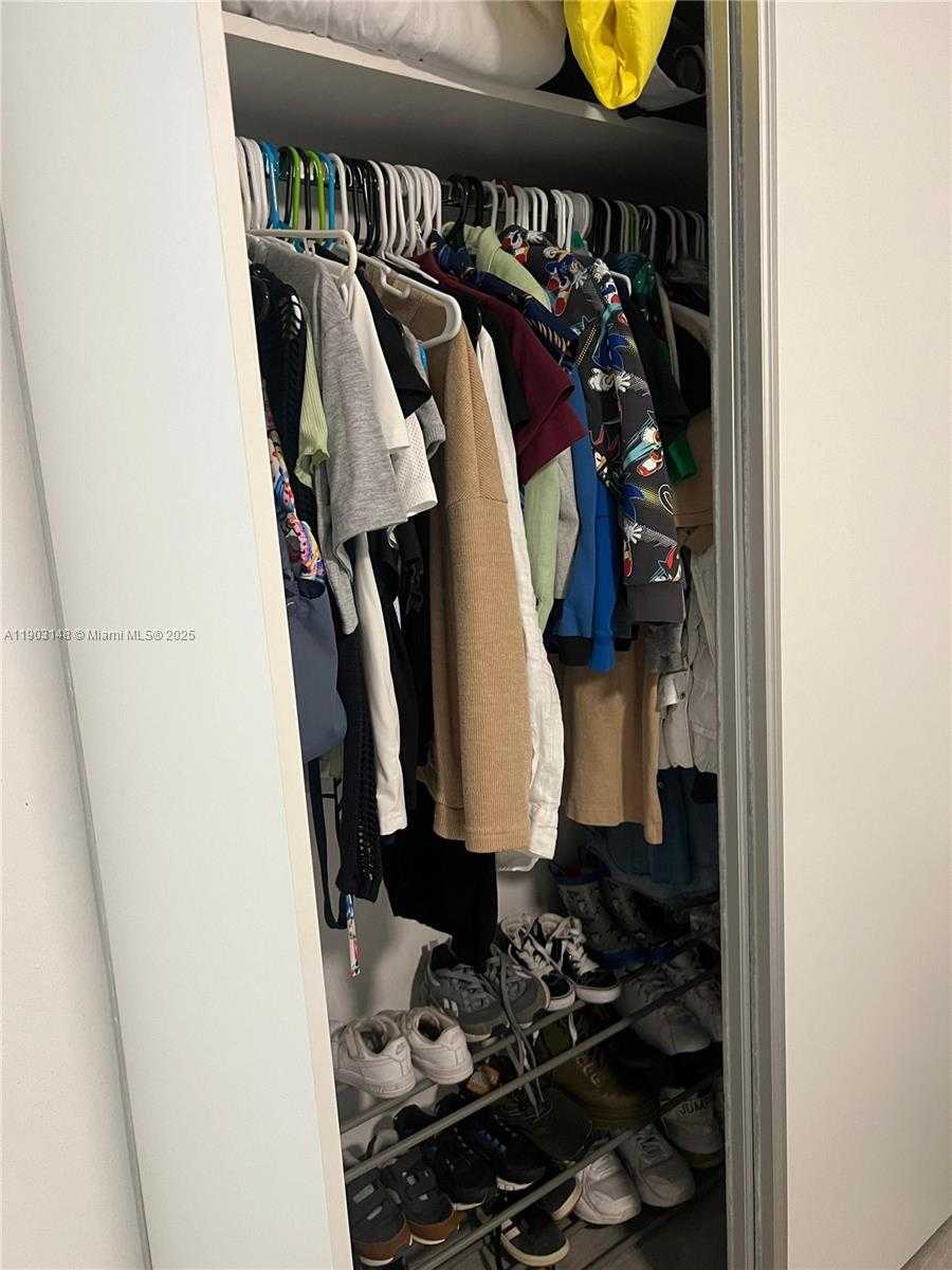 Imagen de Pequeño Objeto