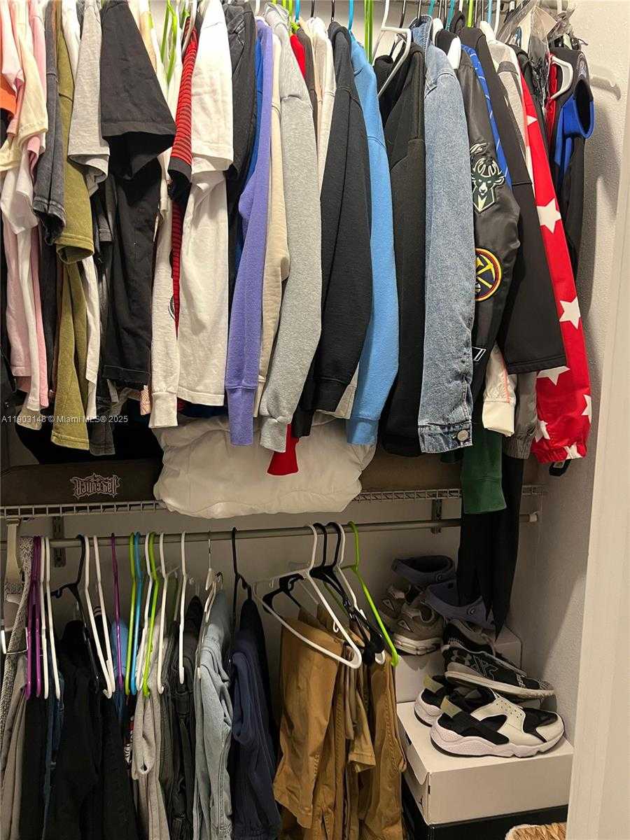 Imagen de Pequeño Objeto