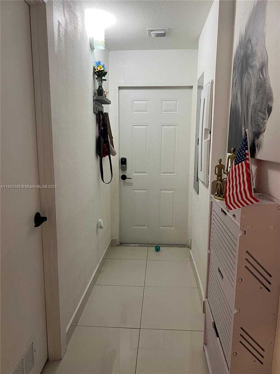 Imagen de Pequeño Objeto