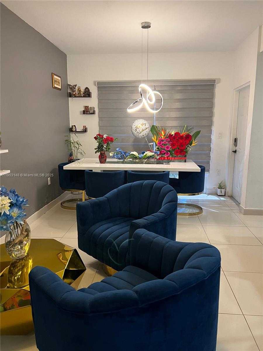 Imagen de Pequeño Objeto