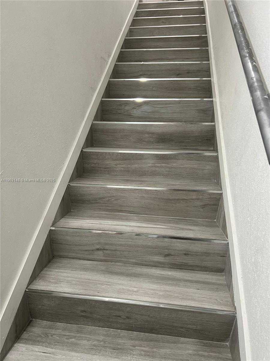 Imagen de Pequeño Objeto