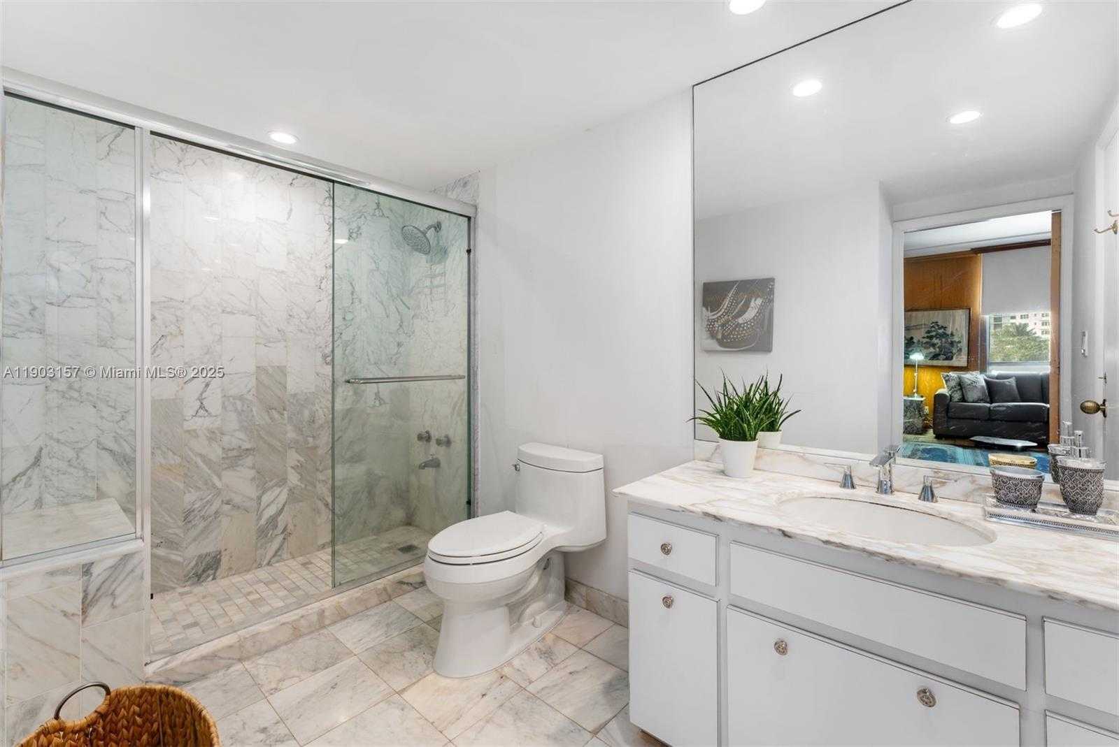 Imagen de Pequeño Objeto