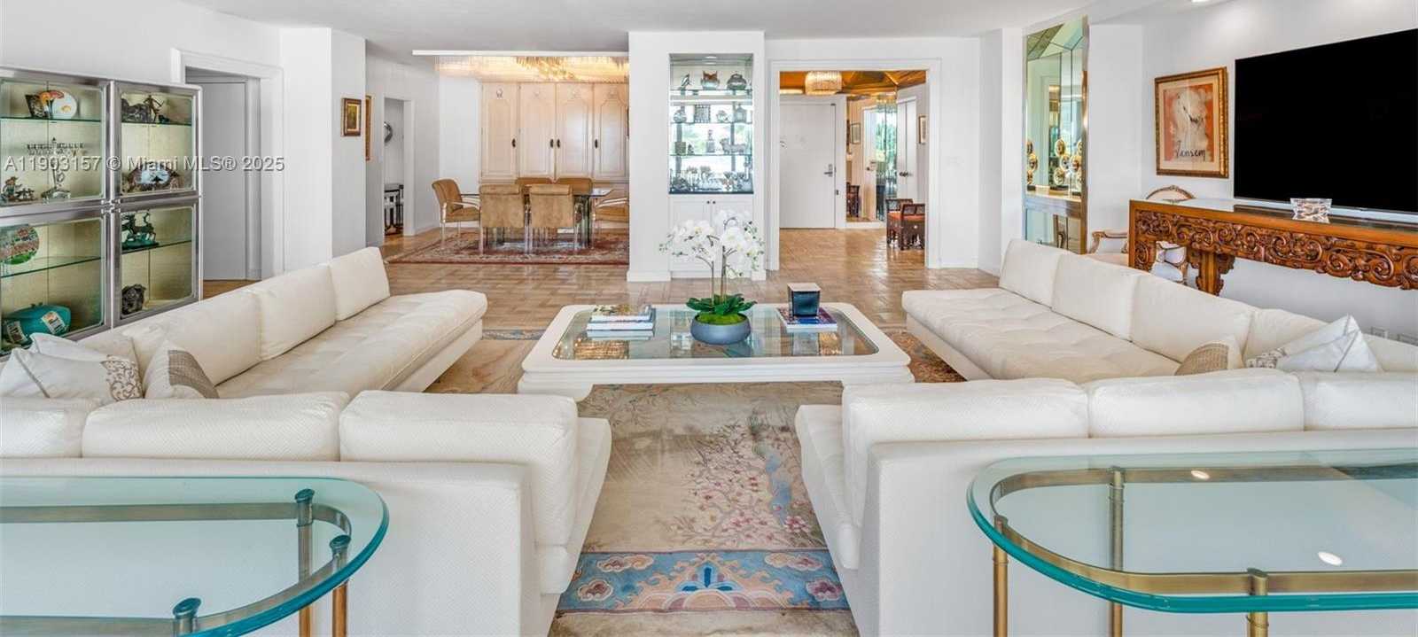 Imagen de Pequeño Objeto