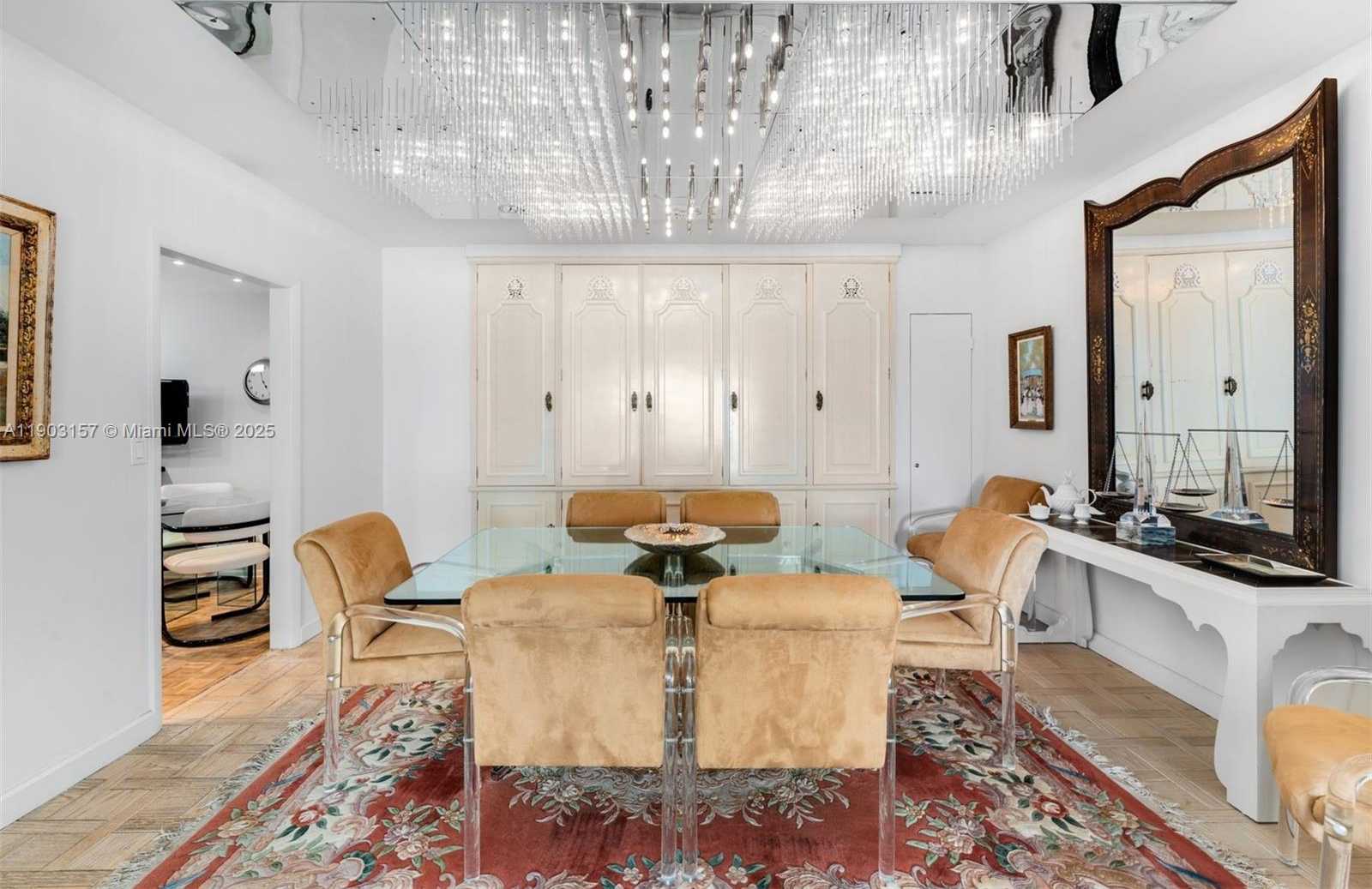 Imagen de Pequeño Objeto