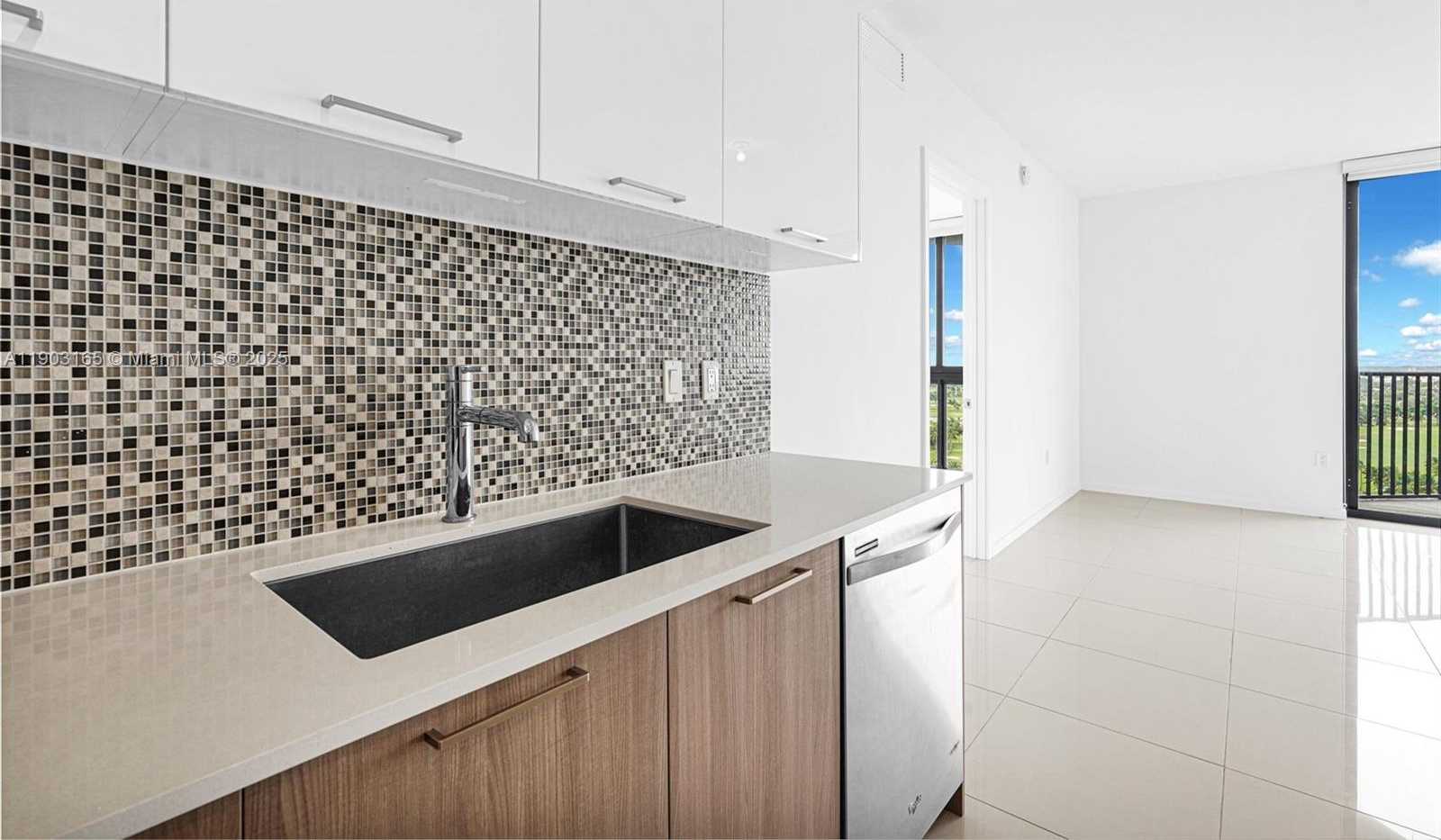 Small Image of 5300 NORTH WEST 85TH AVE #1604, Doral Number 26