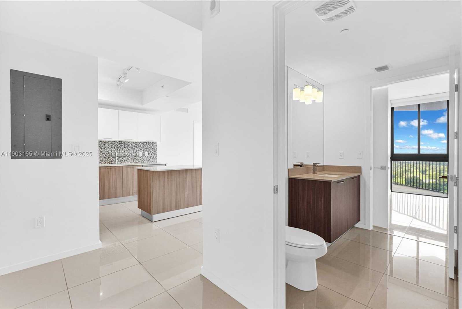 Small Image of 5300 NORTH WEST 85TH AVE #1604, Doral Number 32