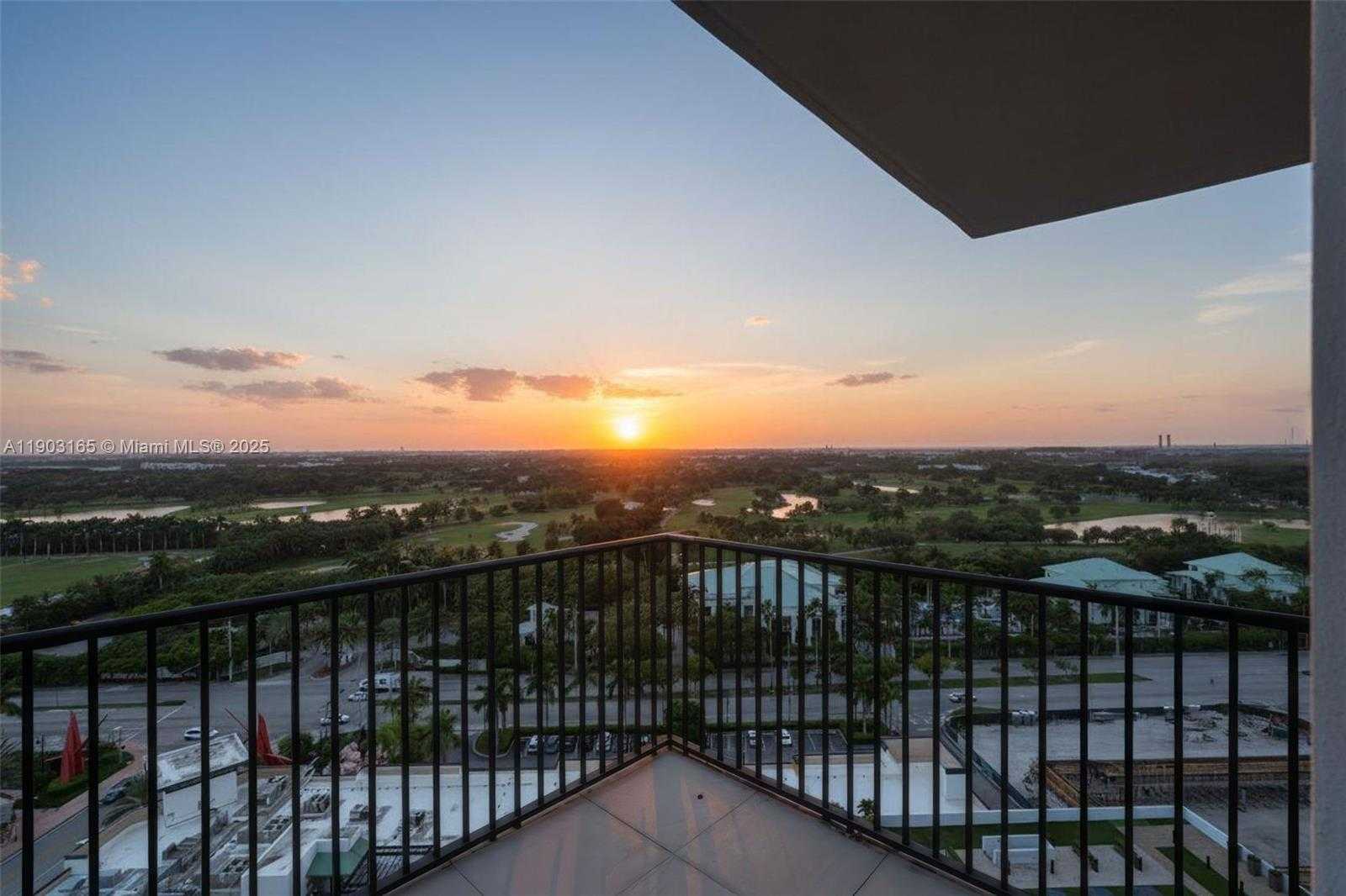 Small Image of 5300 NORTH WEST 85TH AVE #1604, Doral Number 4