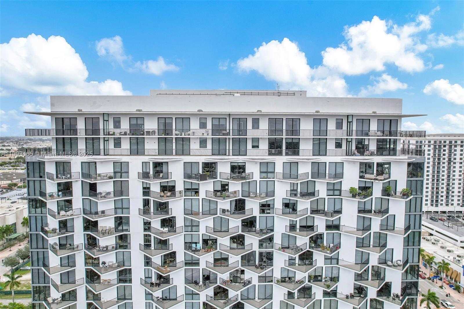 Small Image of 5300 NORTH WEST 85TH AVE #1604, Doral Number 83