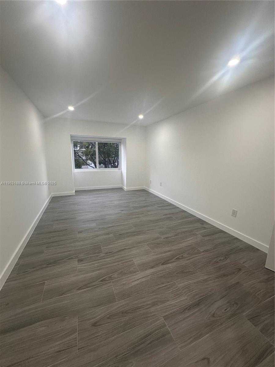 Small Image of 7705 SOUTH WEST 86TH ST #B-315, Miami Number 12