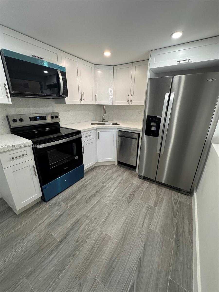 Small Image of 7705 SOUTH WEST 86TH ST #B-315, Miami Number 2