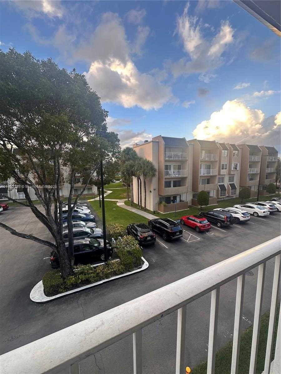 Small Image of 7705 SOUTH WEST 86TH ST #B-315, Miami Number 22