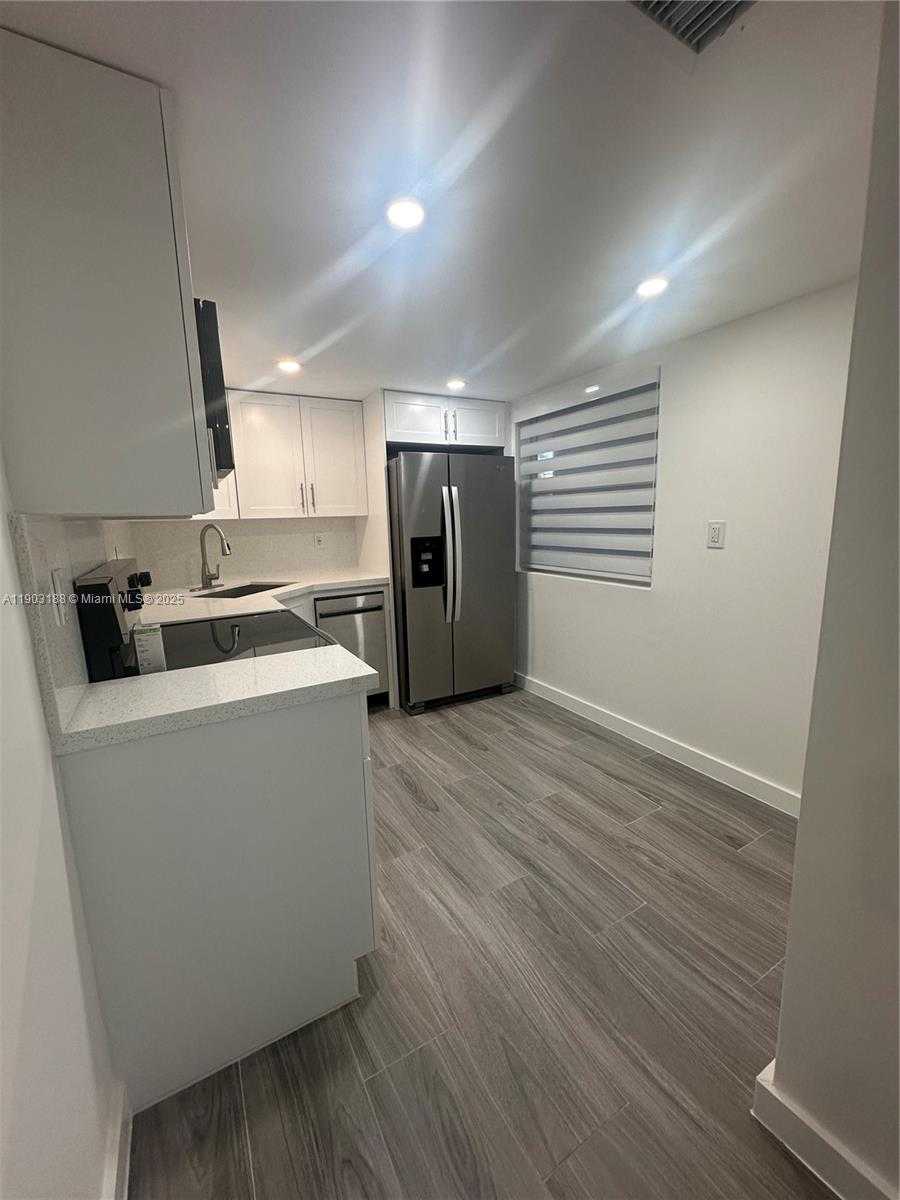 Small Image of 7705 SOUTH WEST 86TH ST #B-315, Miami Number 4