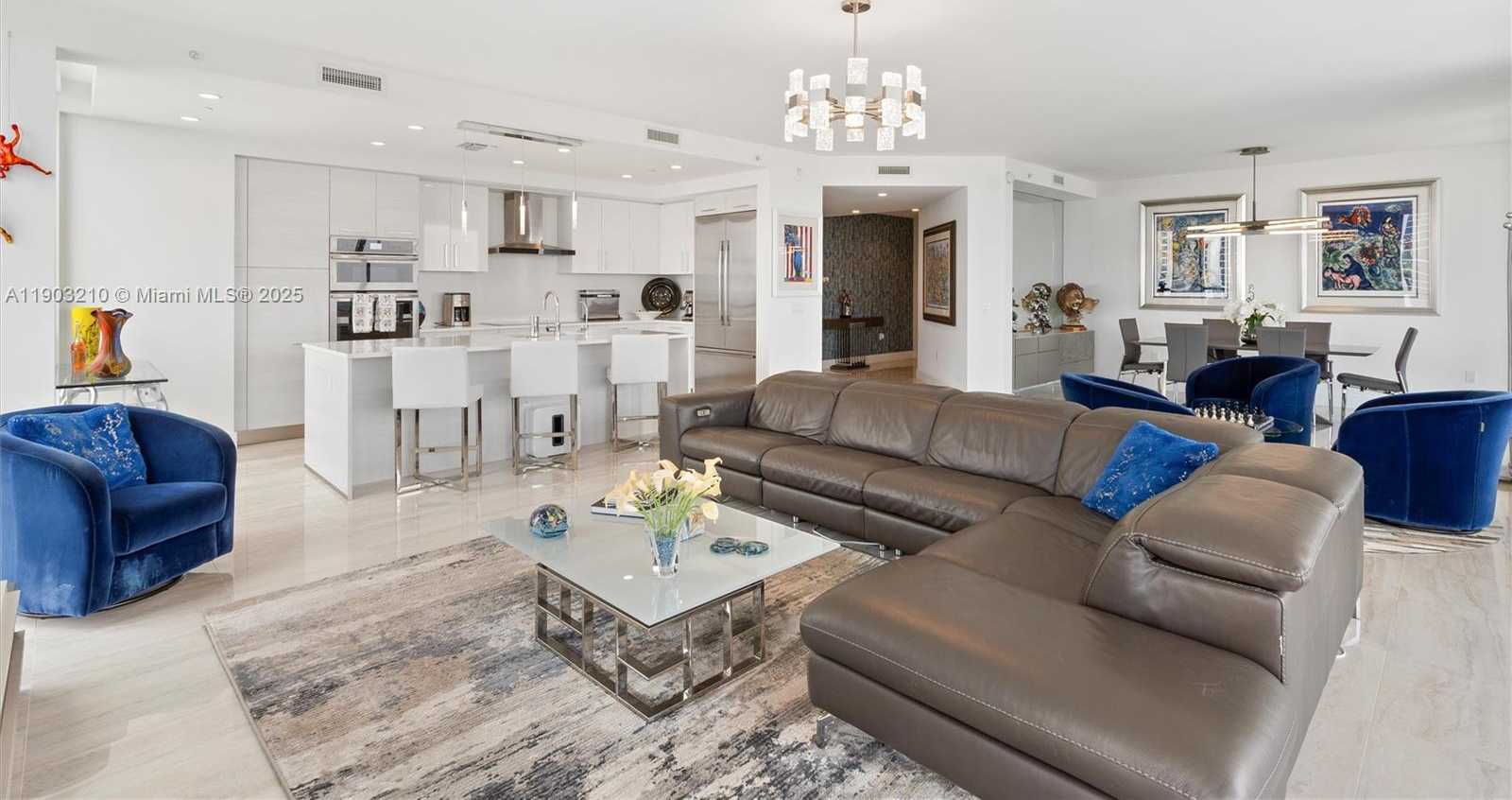 Imagen de Pequeño Objeto