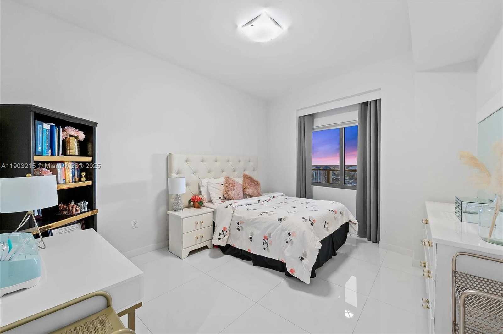 Small Image of 1100 BISCAYNE BLVD #3303, Miami Number 32