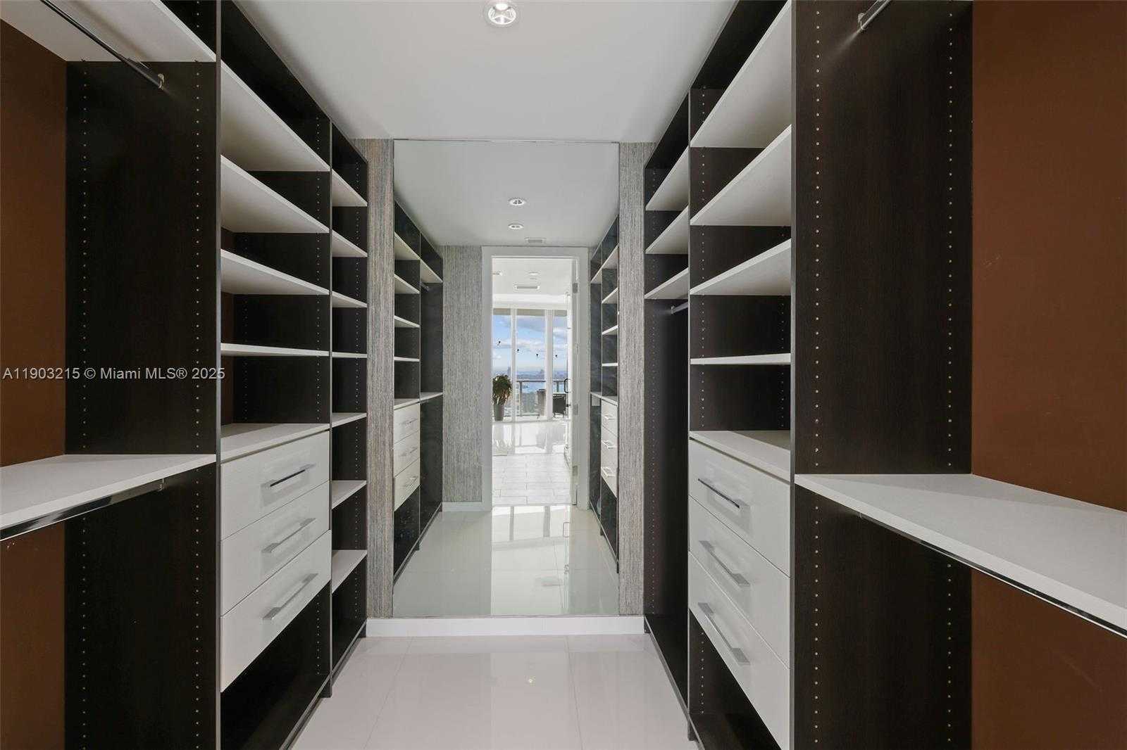 Small Image of 1100 BISCAYNE BLVD #3303, Miami Number 34