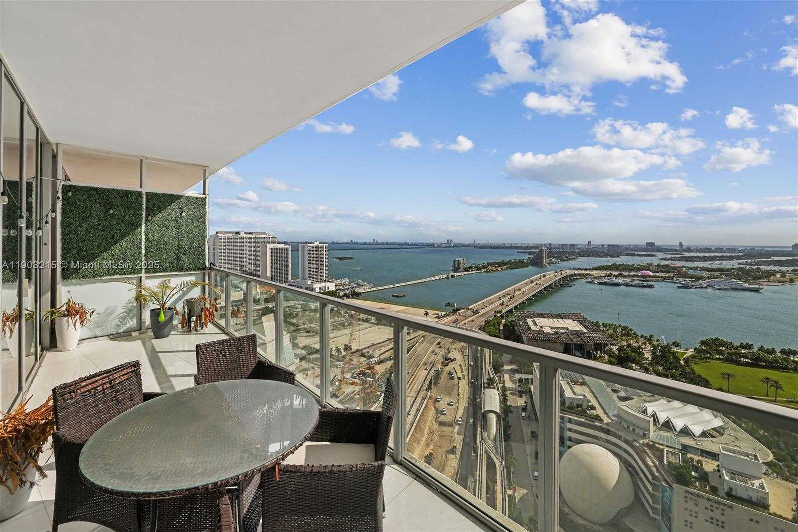 Small Image of 1100 BISCAYNE BLVD #3303, Miami Number 40