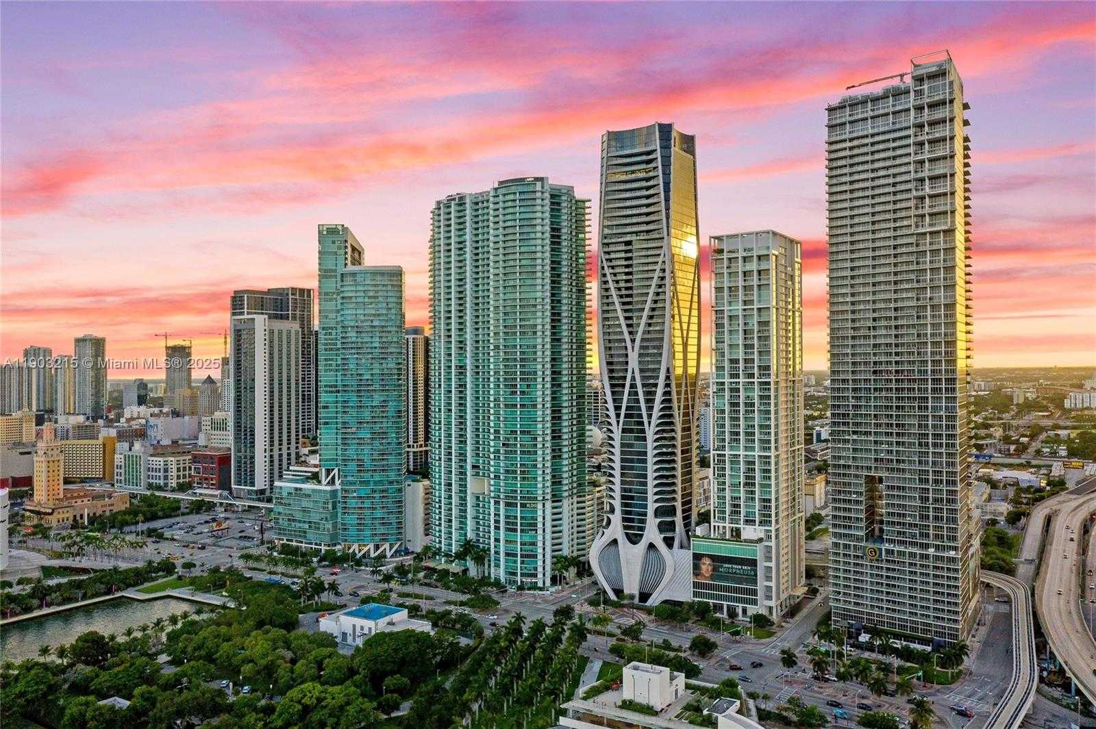 Small Image of 1100 BISCAYNE BLVD #3303, Miami Number 45