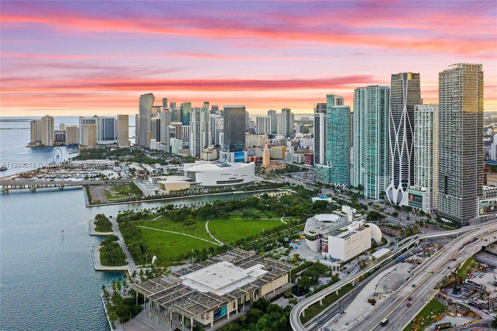 Small Image of 1100 BISCAYNE BLVD #3303, Miami Number 46