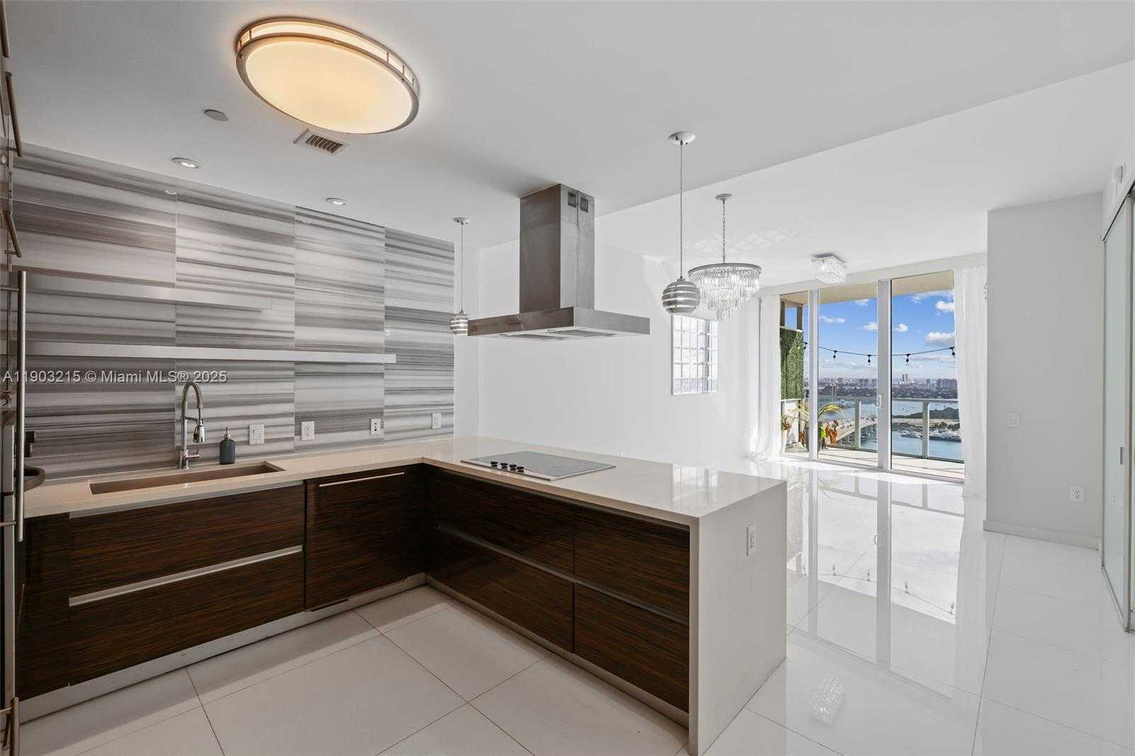 Small Image of 1100 BISCAYNE BLVD #3303, Miami Number 8