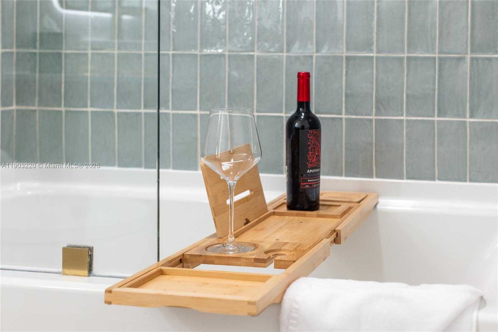 Small Image of 159 NORTH EAST 6TH ST #3615, Miami Number 58