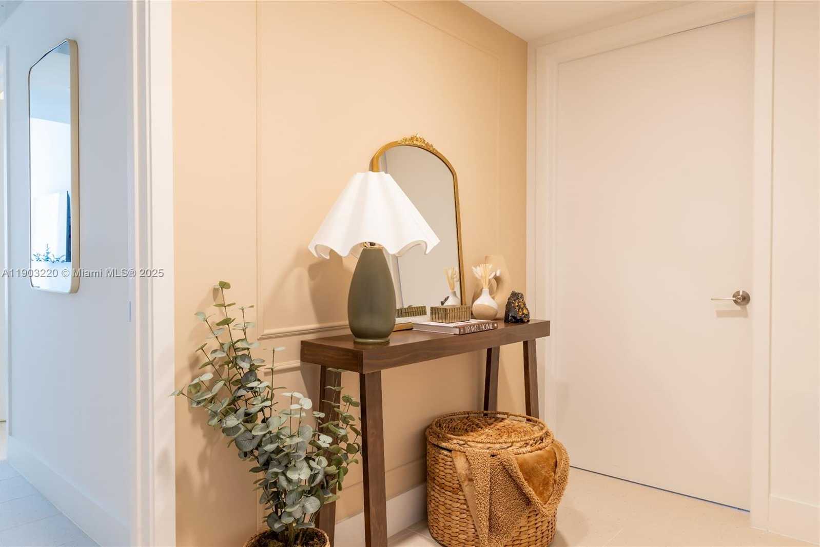 Small Image of 159 NORTH EAST 6TH ST #3615, Miami Number 6