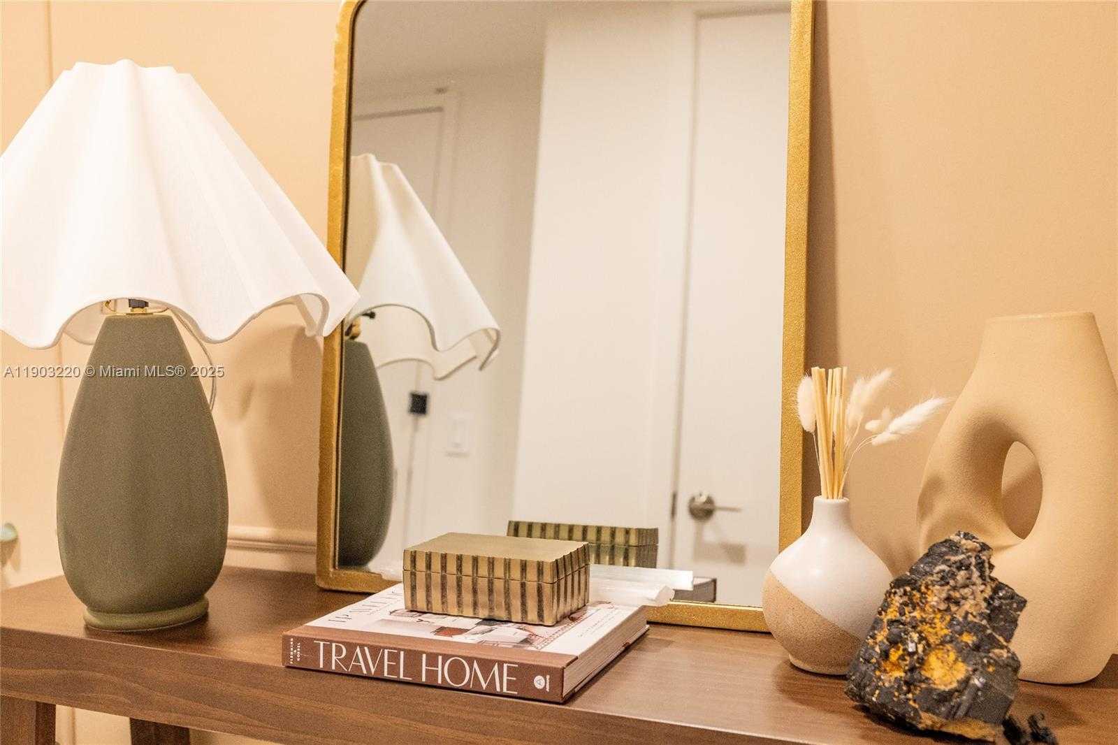 Small Image of 159 NORTH EAST 6TH ST #3615, Miami Number 8