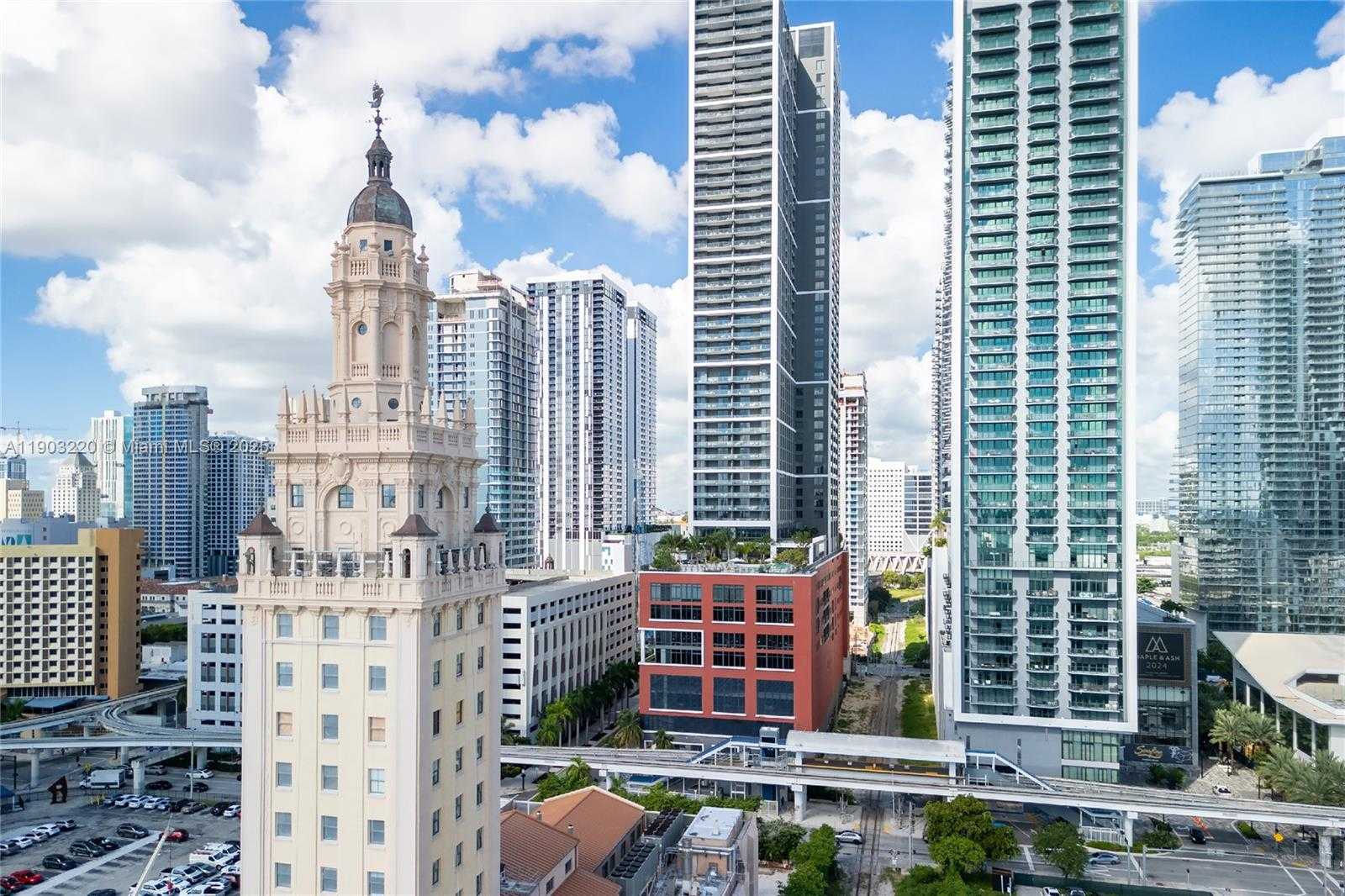 Small Image of 159 NORTH EAST 6TH ST #3615, Miami Number 96