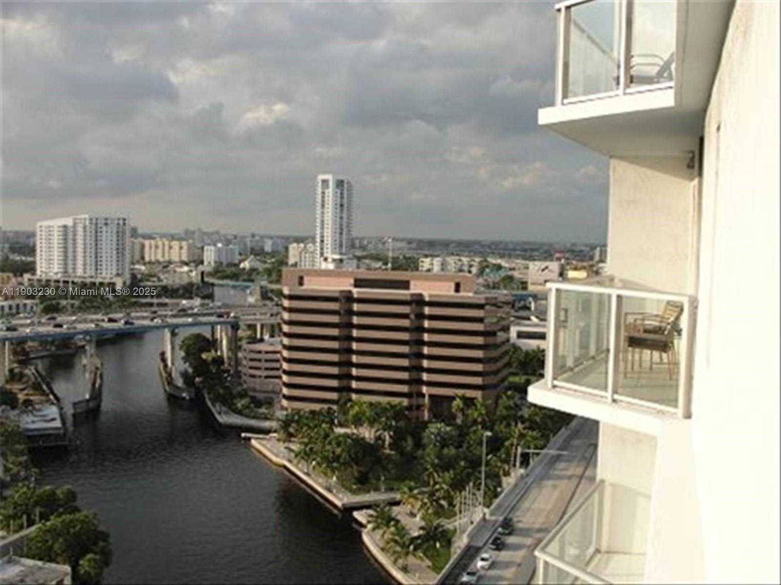 Small Image of 185 SOUTH WEST 7 ST #1802, Miami Number 11