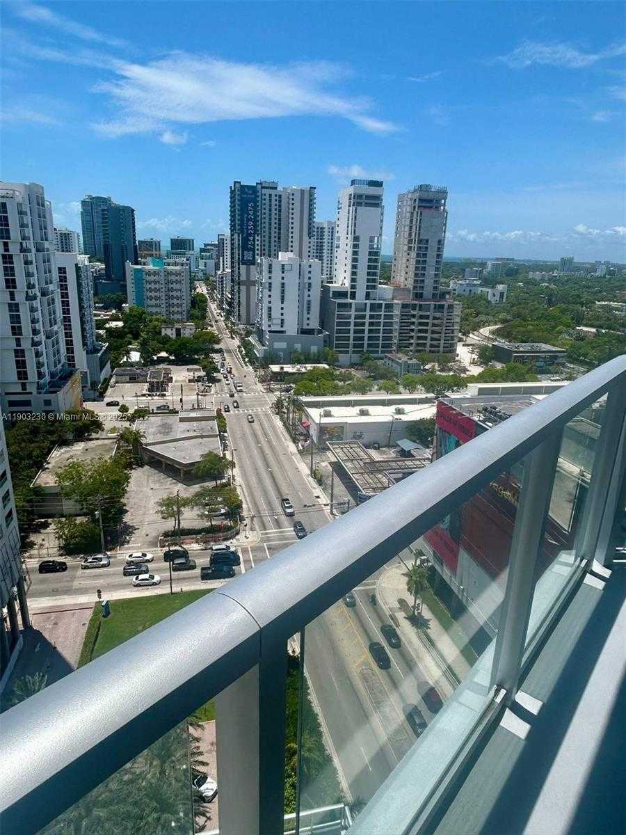 Small Image of 185 SOUTH WEST 7 ST #1802, Miami Number 28