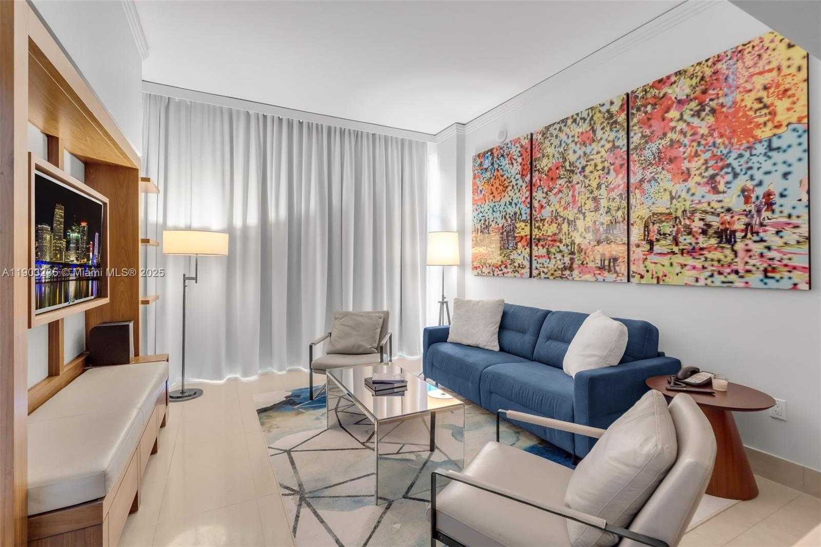 Small Image of 6801 COLLINS AVE #Door #214 Legal Door #209, Miami Beach Number 3