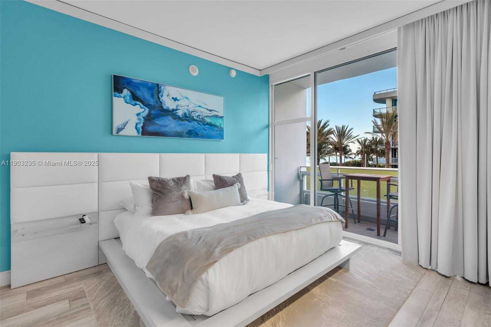 Small Image of 6801 COLLINS AVE #Door #214 Legal Door #209, Miami Beach Number 8