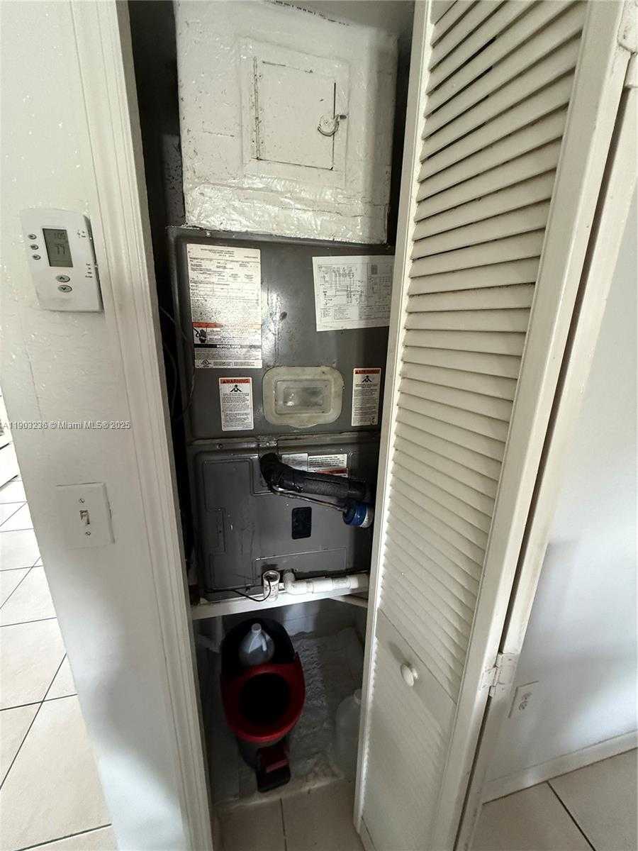 Small Image of 5605 NORTH WEST 109TH AVE #76, Doral Number 12