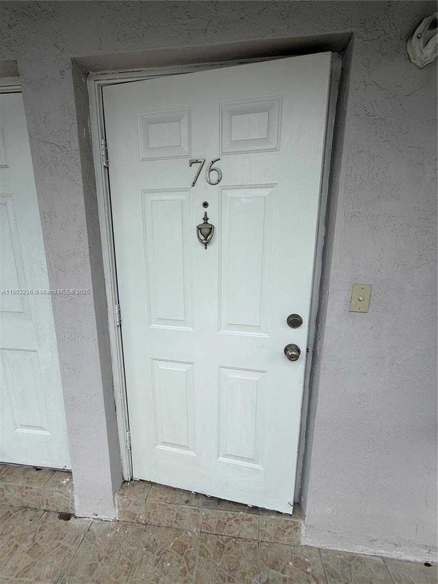 Small Image of 5605 NORTH WEST 109TH AVE #76, Doral Number 25