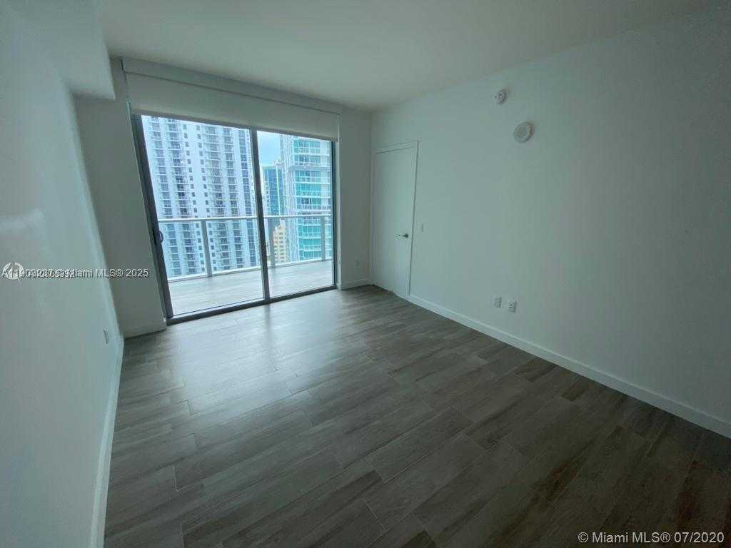 Small Image of 1100 SOUTH MIAMI AVE #3011, Miami Number 9