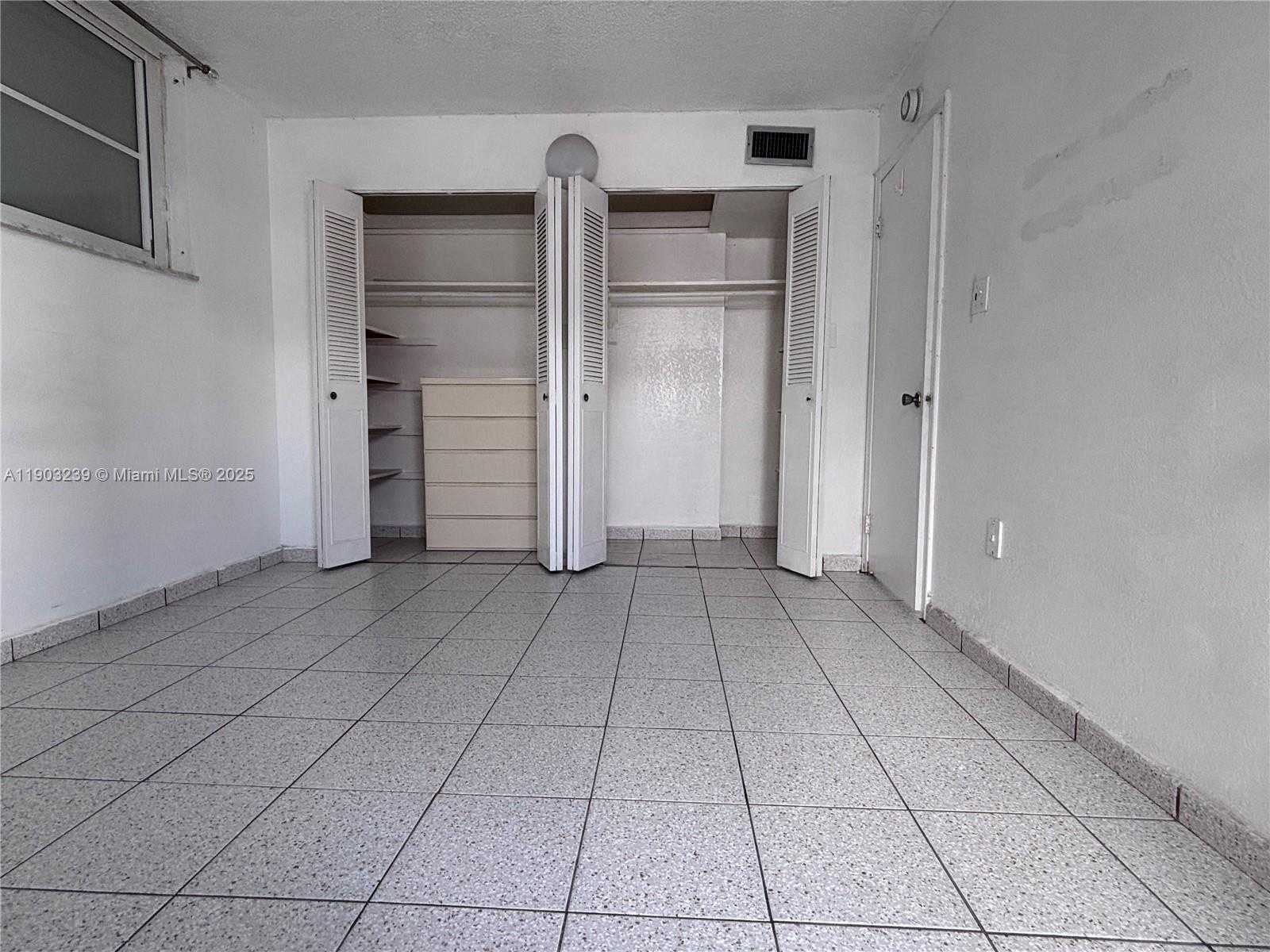 Small Image of 1750 JAMES AVE #9C, Miami Beach Number 10