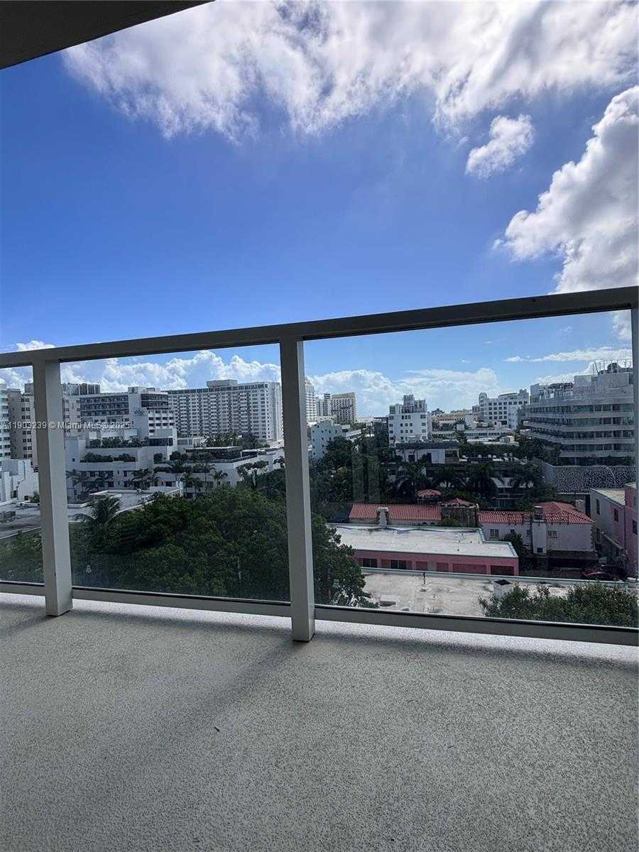 Small Image of 1750 JAMES AVE #9C, Miami Beach Number 3
