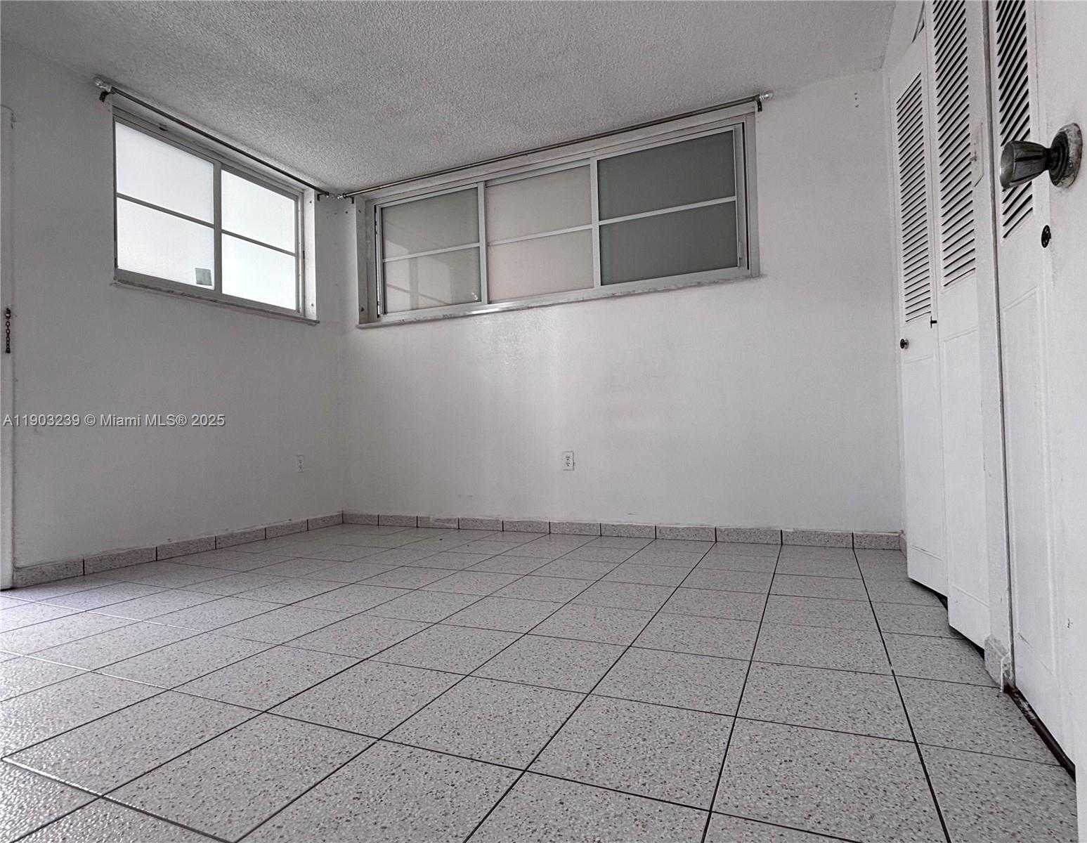 Small Image of 1750 JAMES AVE #9C, Miami Beach Number 9