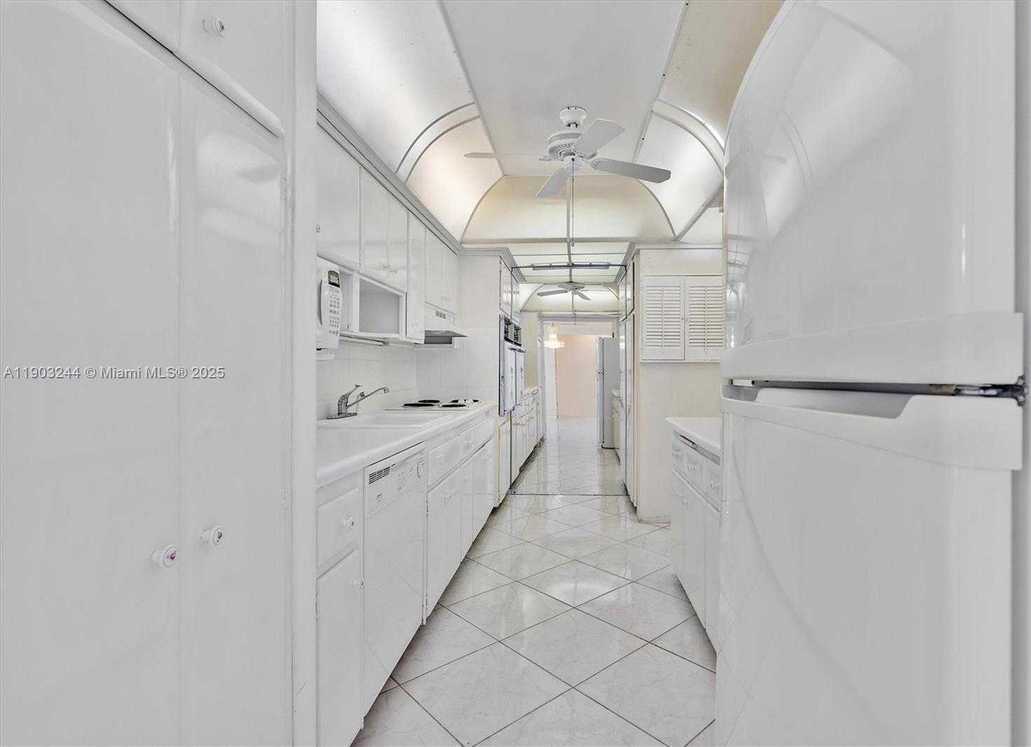 Small Image of 10300 WEST BAY HARBOR DR #8B, Bay Harbor Islands Number 17