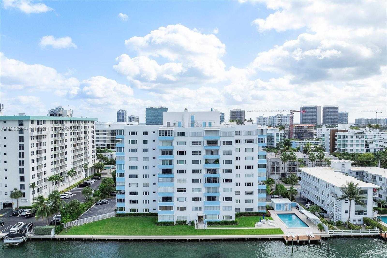Small Image of 10300 WEST BAY HARBOR DR #8B, Bay Harbor Islands Number 24