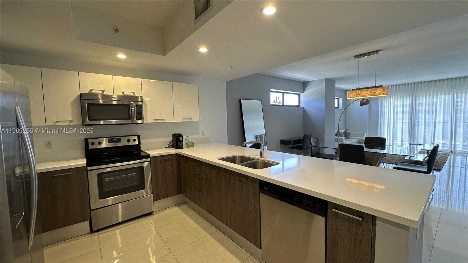 Small Image of 1120 98TH ST #303, Bay Harbor Islands Number 2