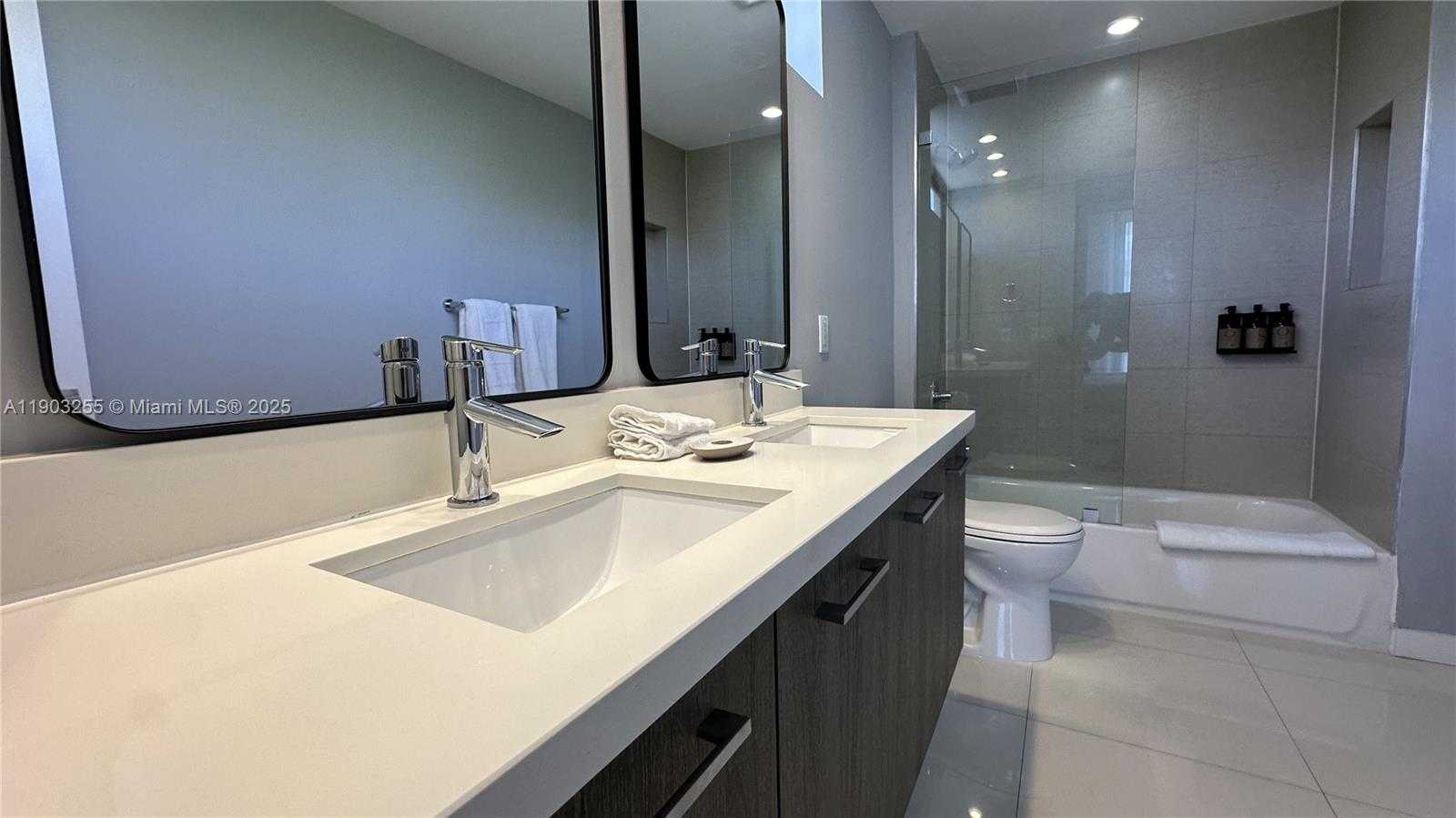 Small Image of 1120 98TH ST #303, Bay Harbor Islands Number 24