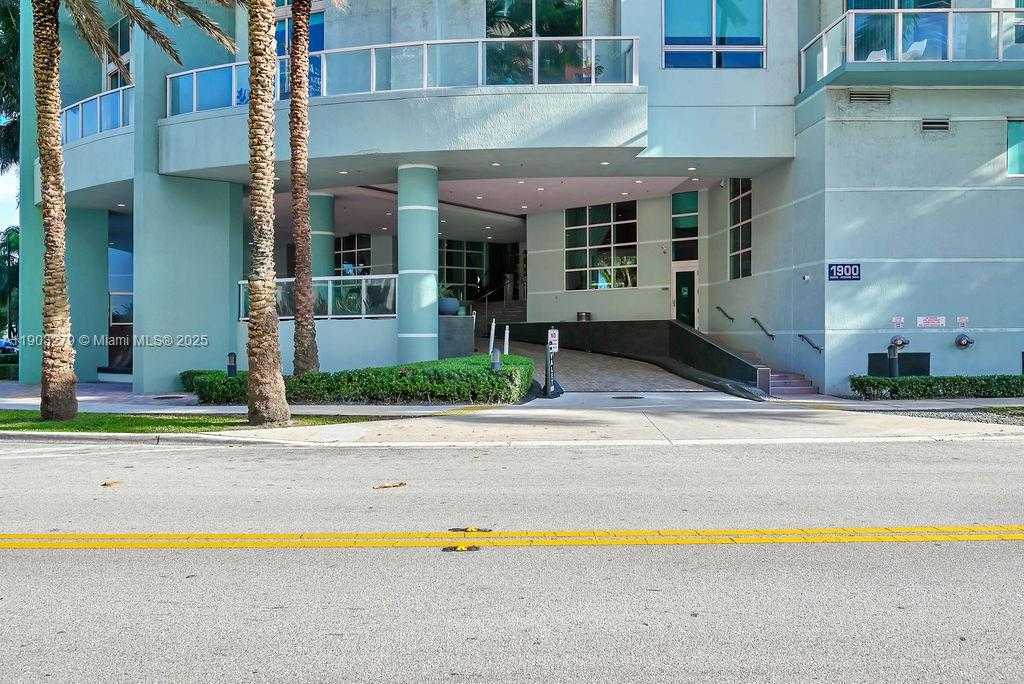 Imagen de Pequeño Objeto