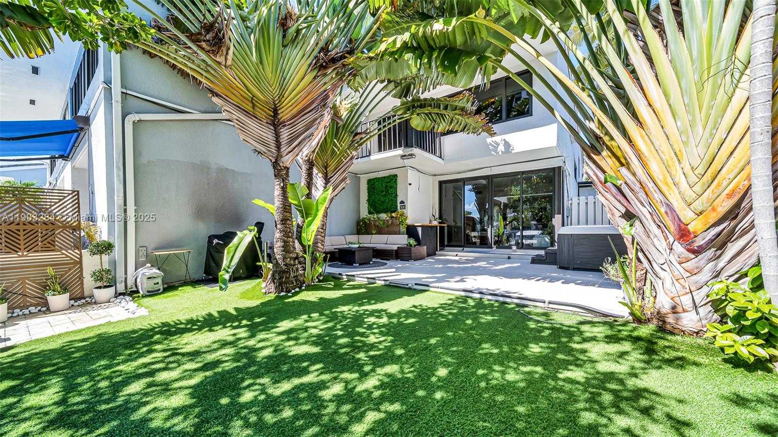 Imagen de Pequeño Objeto