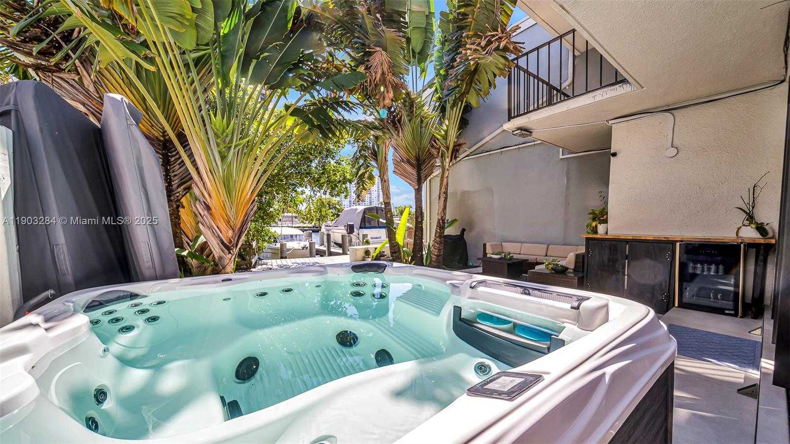 Imagen de Pequeño Objeto