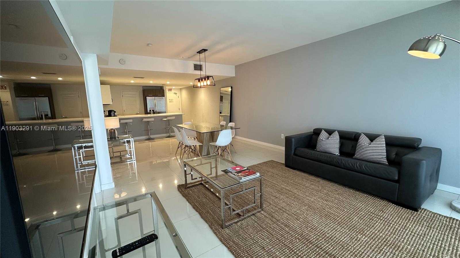 Small Image of 1120 98TH ST #304, Bay Harbor Islands Number 13