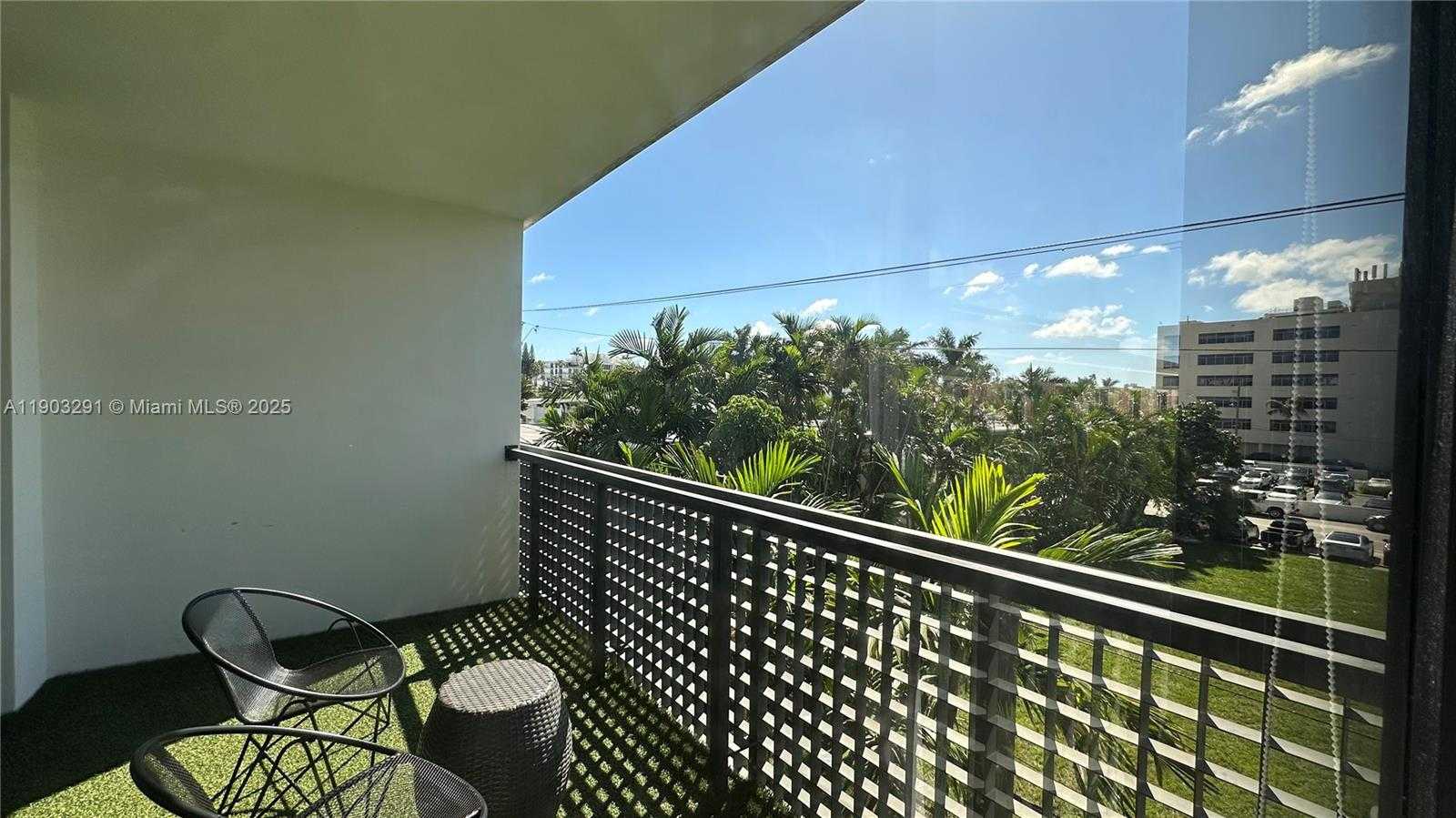 Small Image of 1120 98TH ST #304, Bay Harbor Islands Number 16