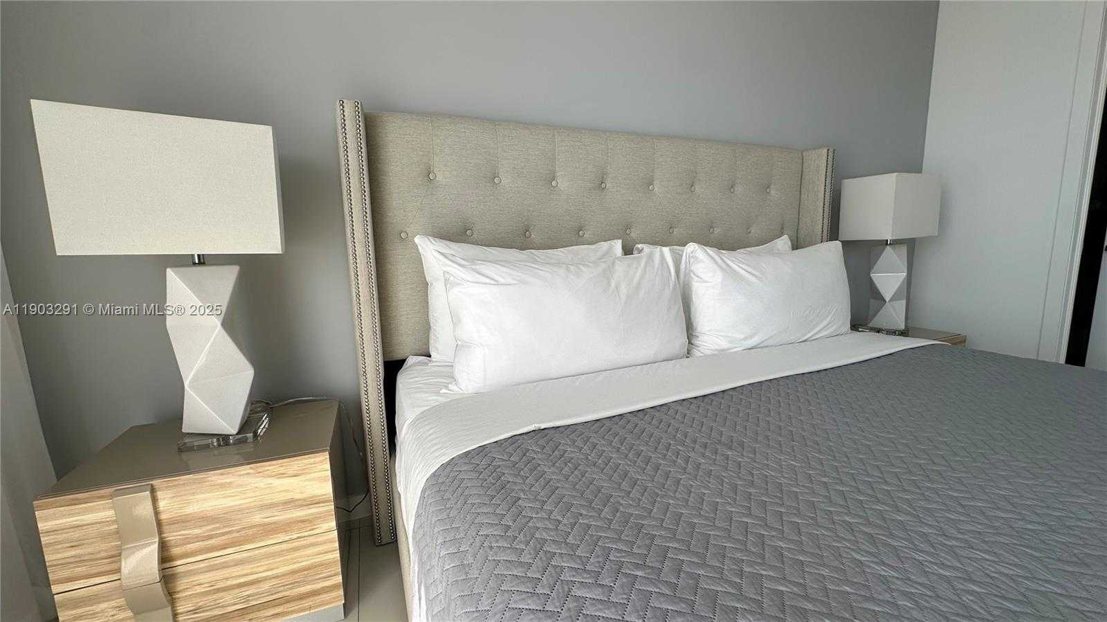 Small Image of 1120 98TH ST #304, Bay Harbor Islands Number 18