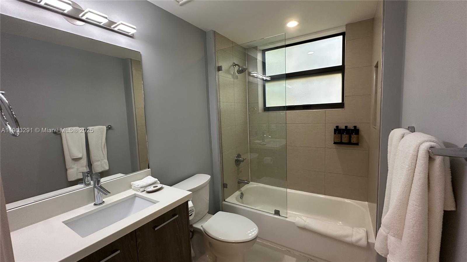 Small Image of 1120 98TH ST #304, Bay Harbor Islands Number 28